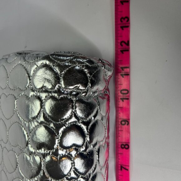 NWT Silver Hearts Manicure Hand Rest Pillow - Picture 5 of 6